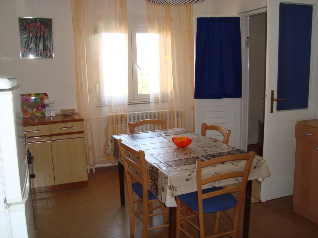 Apartman And Antonio Zadar