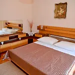 Apartments And Rooms Antonio