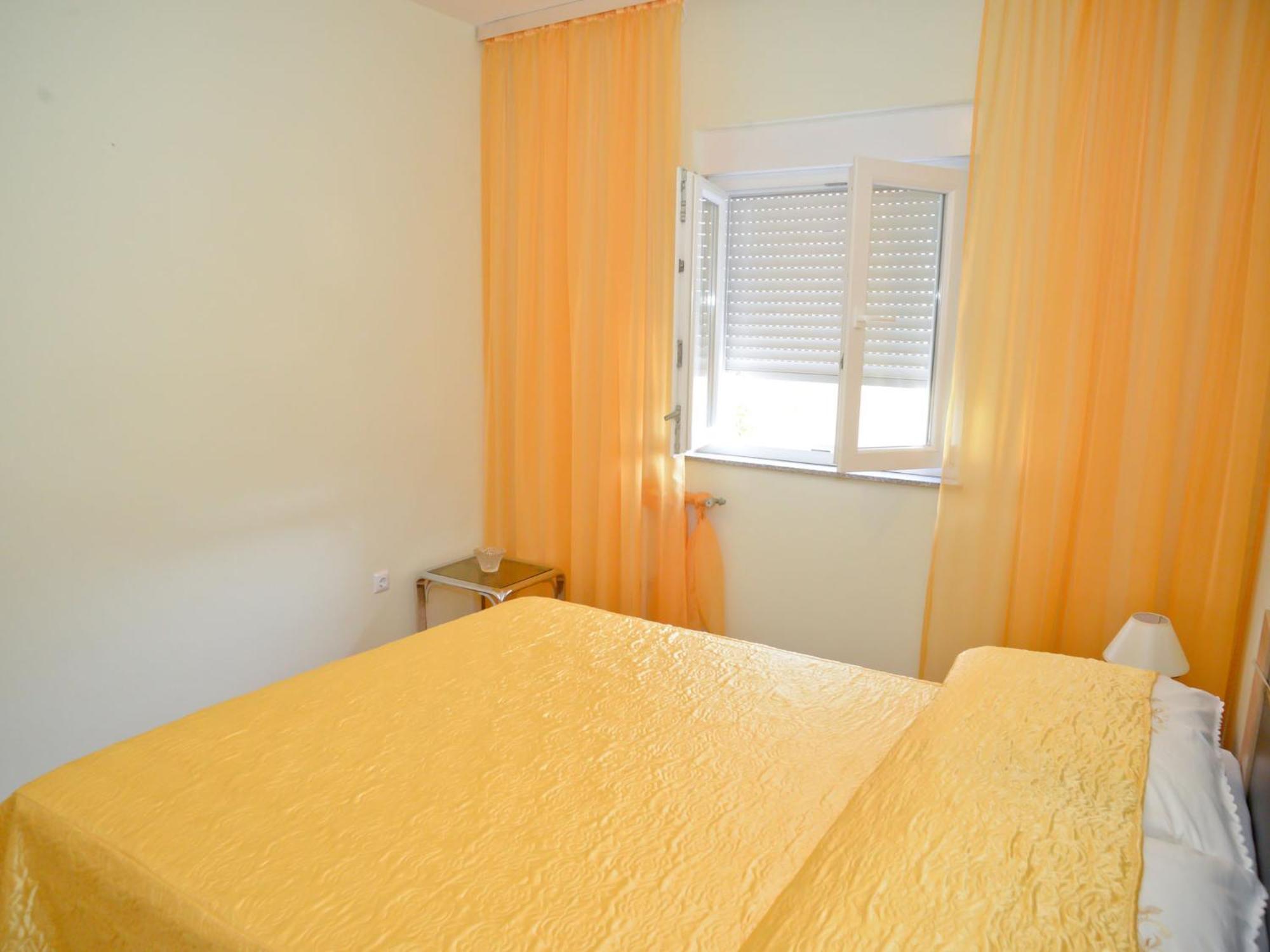 Apartament And Antonio