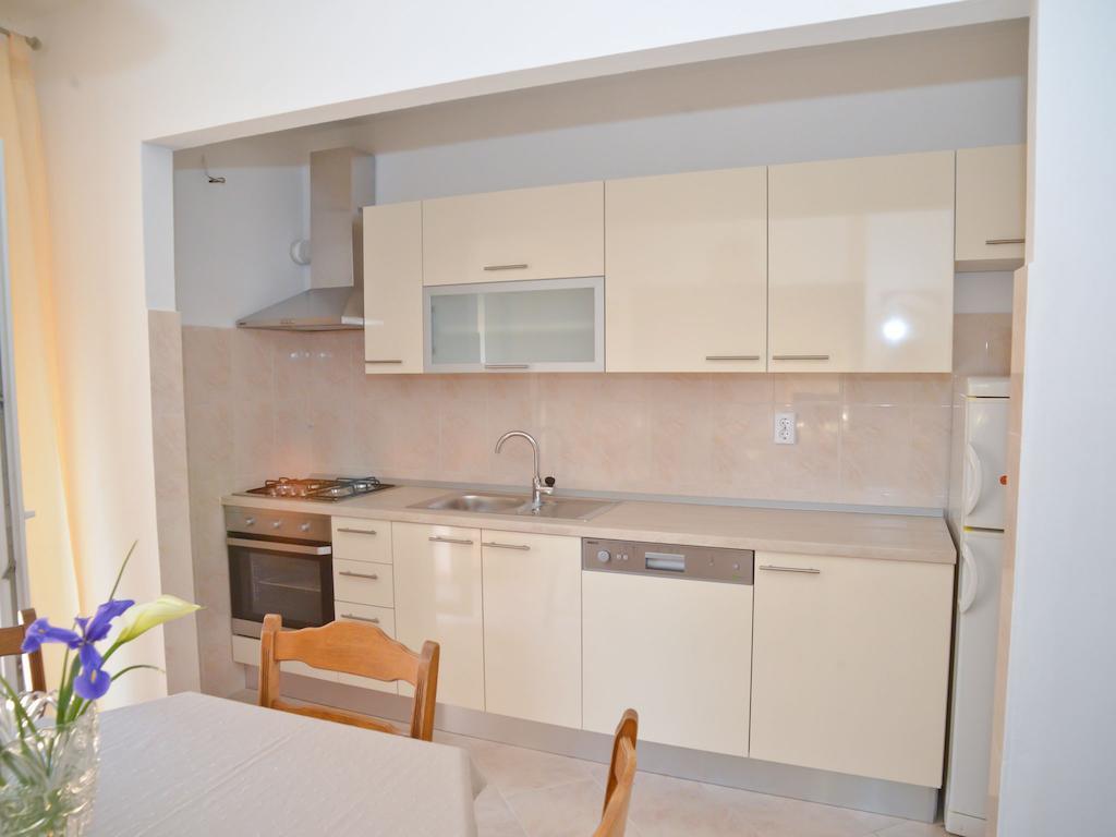 Apartament And Antonio *