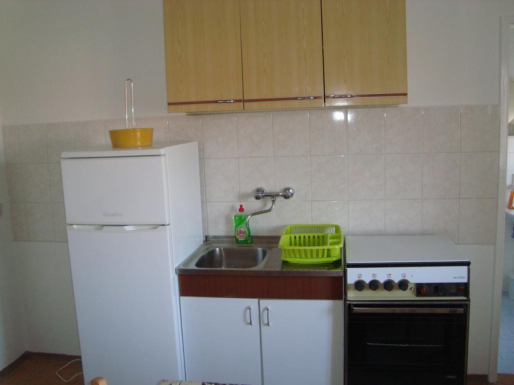 Apartment And Antonio